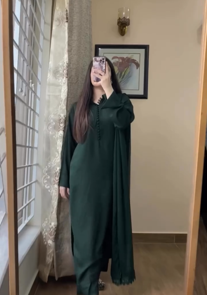MD Pakistani Kurta Pent with Chiffon Dupatta Set