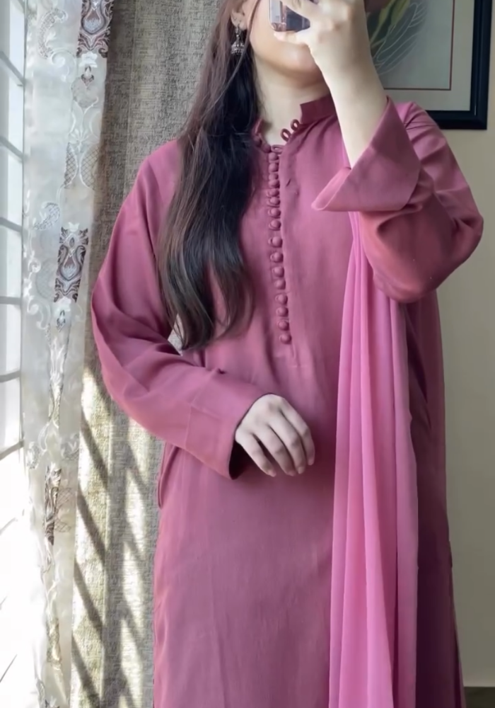 MD Pakistani Kurta Pent with Chiffon Dupatta Set