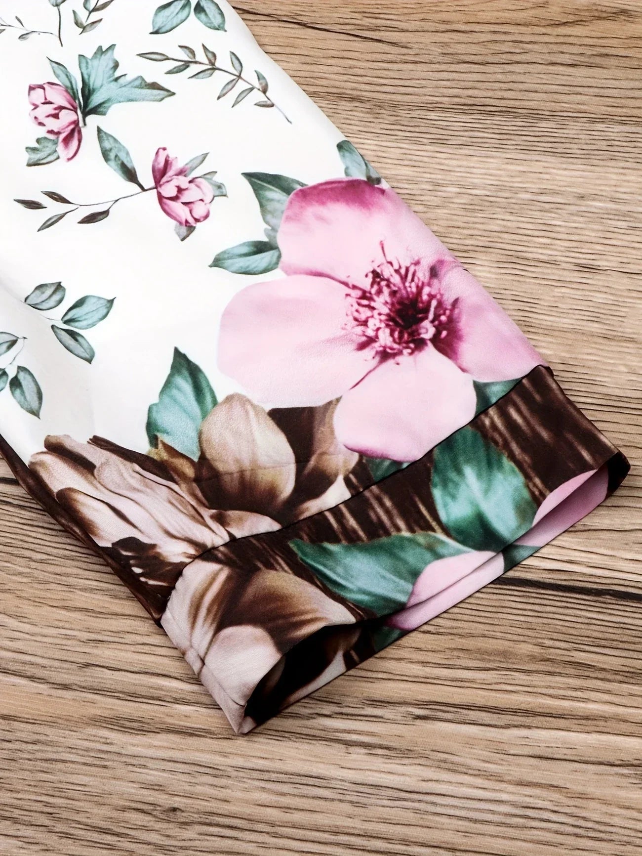 MeadowMuse Set – Soft Floral Pants & Comfy Tee
