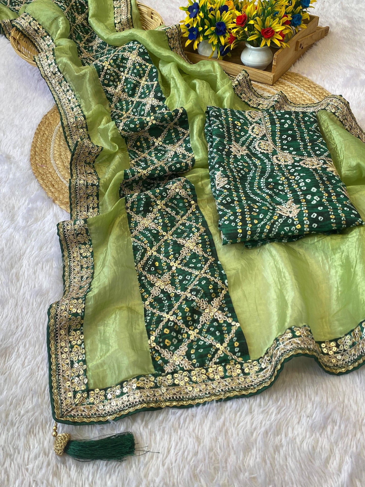 BRAND UPGRAD HUB PURE GOLD CRUSH SAREE