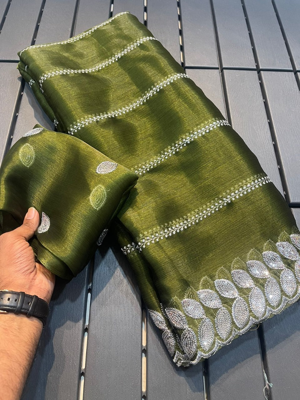 UPGRAD HUB New Launching Designer saree