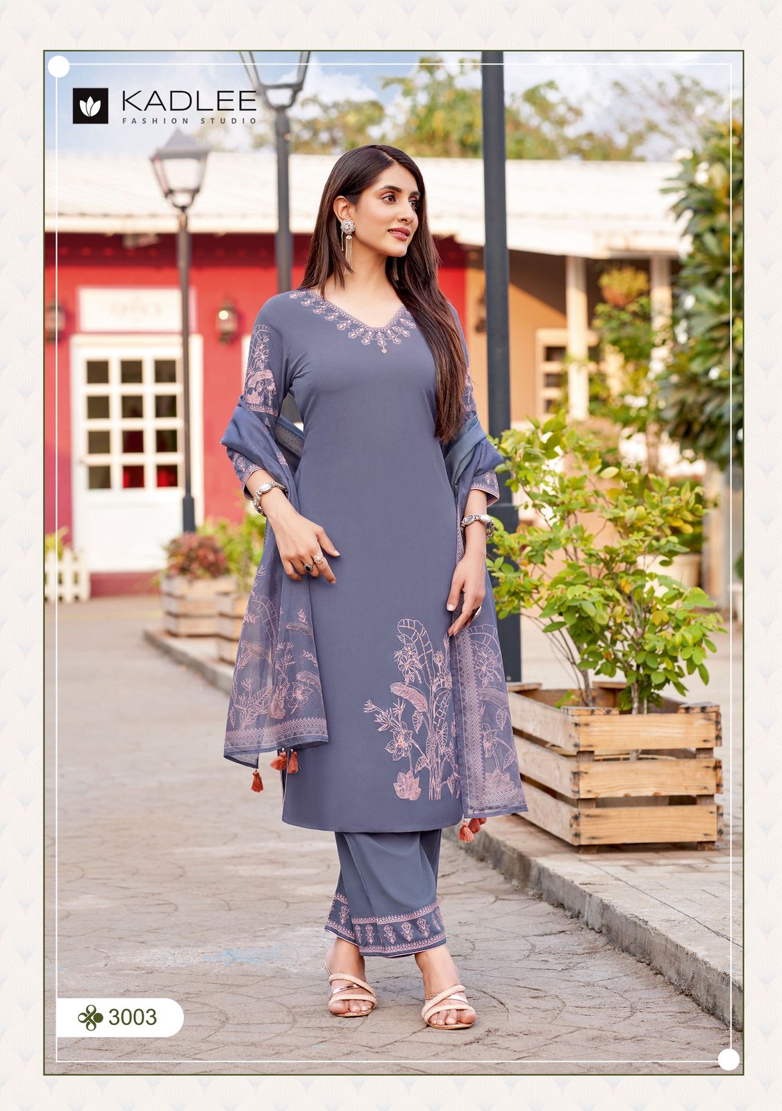 simple and subtle 3 pieces kurti set for office and daily wear