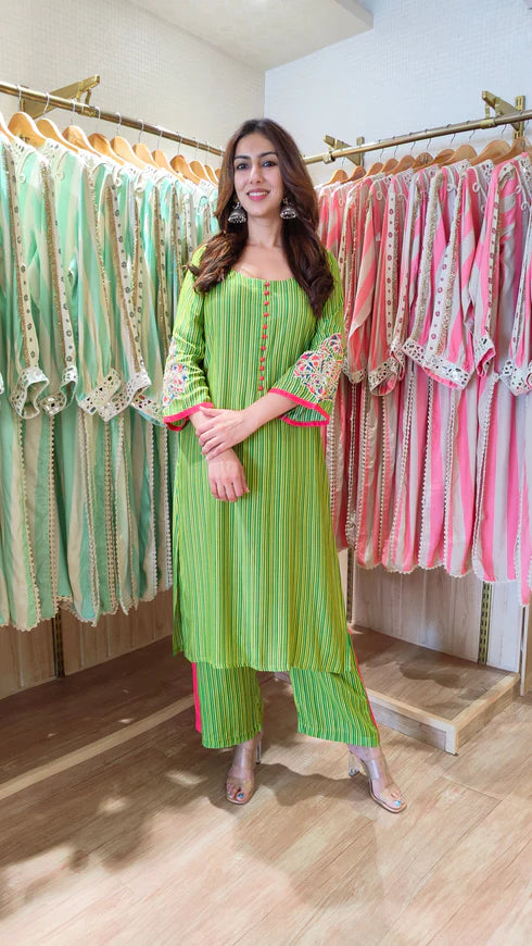 Green Digital Printed Kurta Pant Set